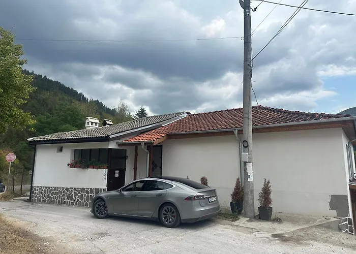 Mountain Whisper Smolyan