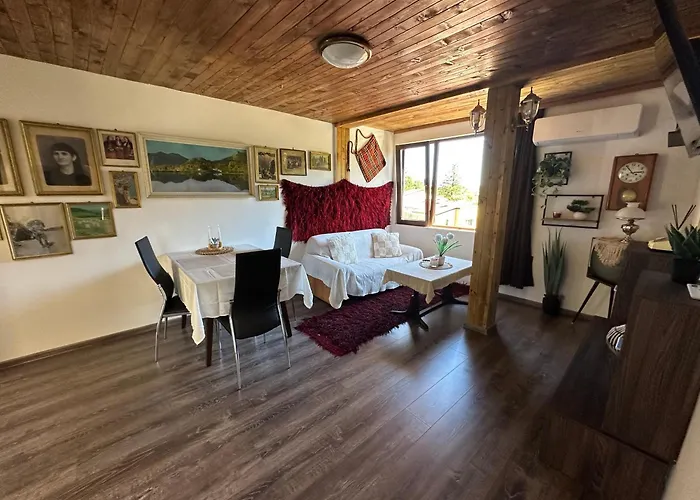 Mountain Whisper Apartamento Smolyan